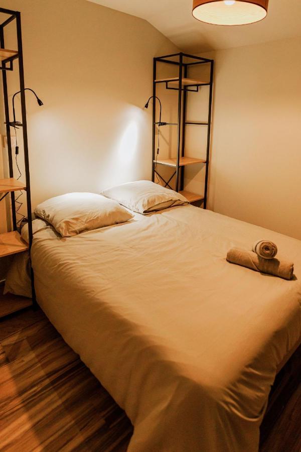 Apartment Um *